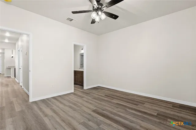 $399,999 | 122 Leon Lane, Copperas Cove, TX 76522