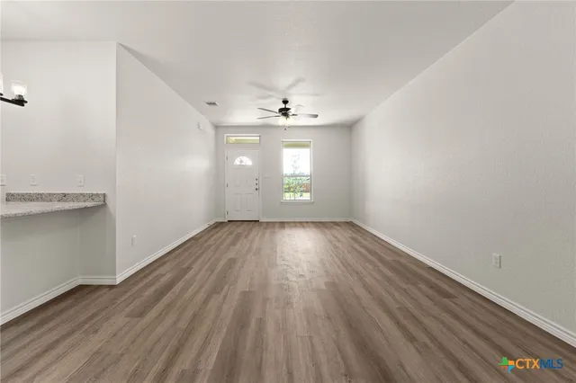 $399,999 | 122 Leon Lane, Copperas Cove, TX 76522