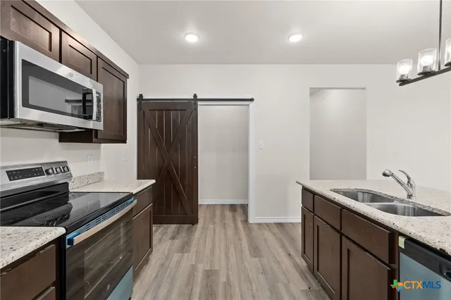 $399,999 | 122 Leon Lane, Copperas Cove, TX 76522