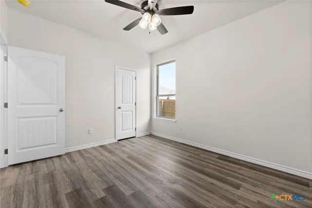 $399,999 | 122 Leon Lane, Copperas Cove, TX 76522