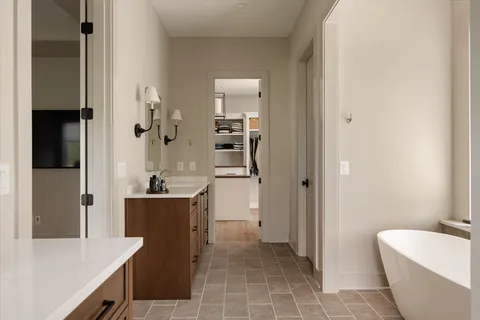 $1,275,000 | 515 A Continental Drive, Nashville, TN 37209