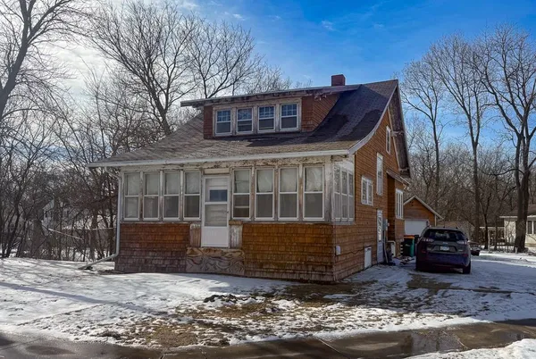 $65,000 | 209 Walnut Street, Marshall, MN 56258