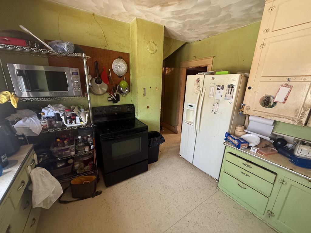 209 Walnut Street Marshall, MN 56258 - Photo 9 of 19