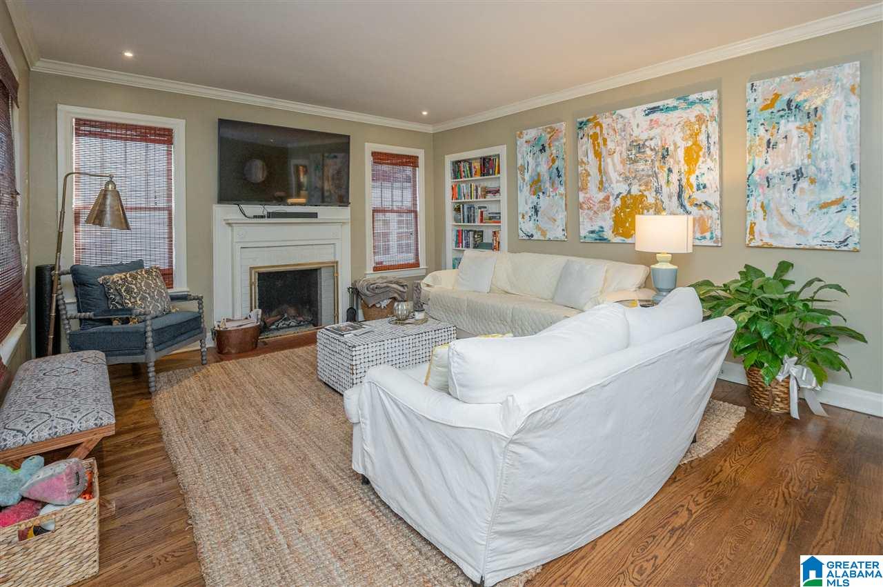 1007 Irving Road Birmingham, AL 35209 - Photo 12 of 44