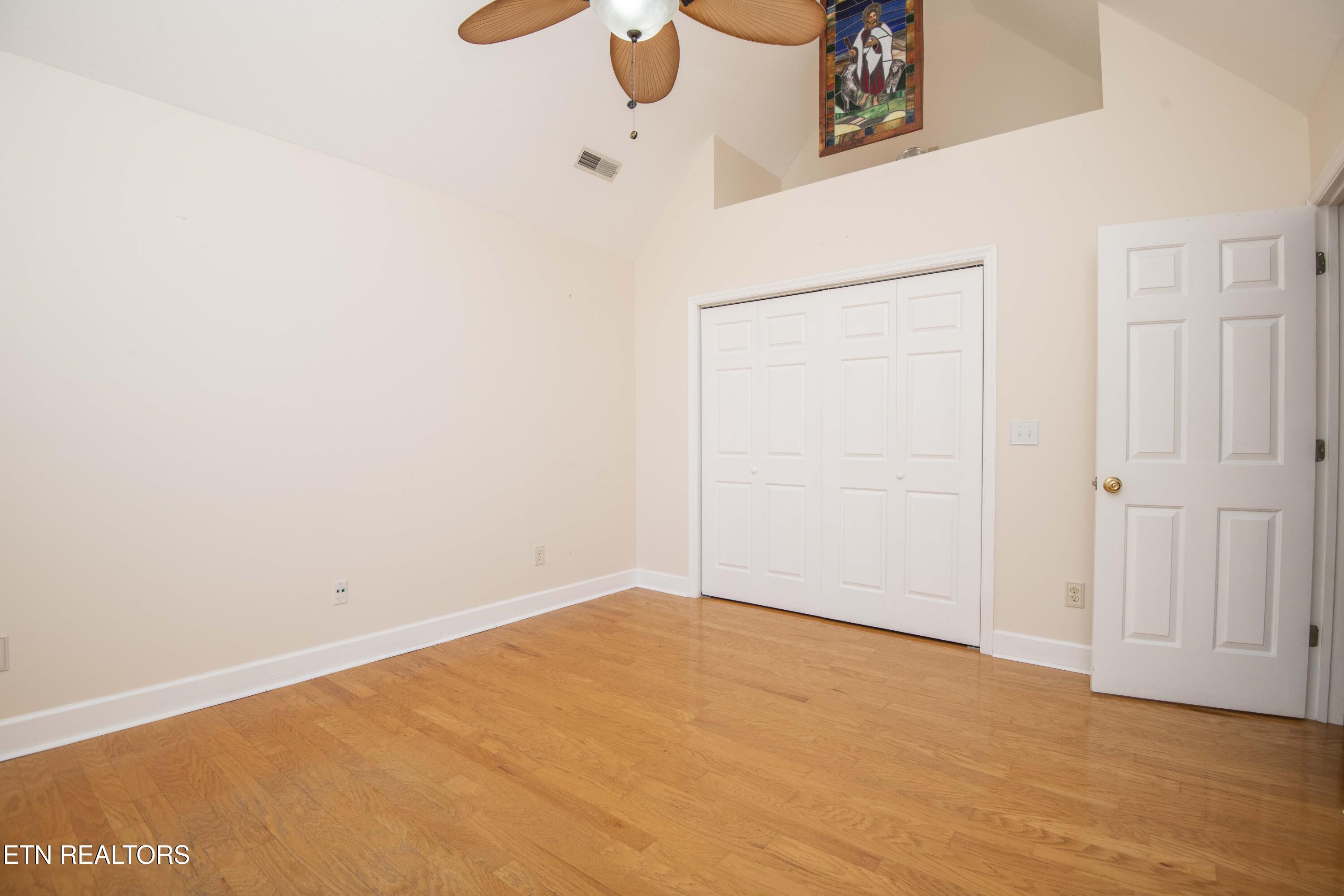 118 Channel Way Clinton, TN 37716 - Photo 26 of 46 second bed_1