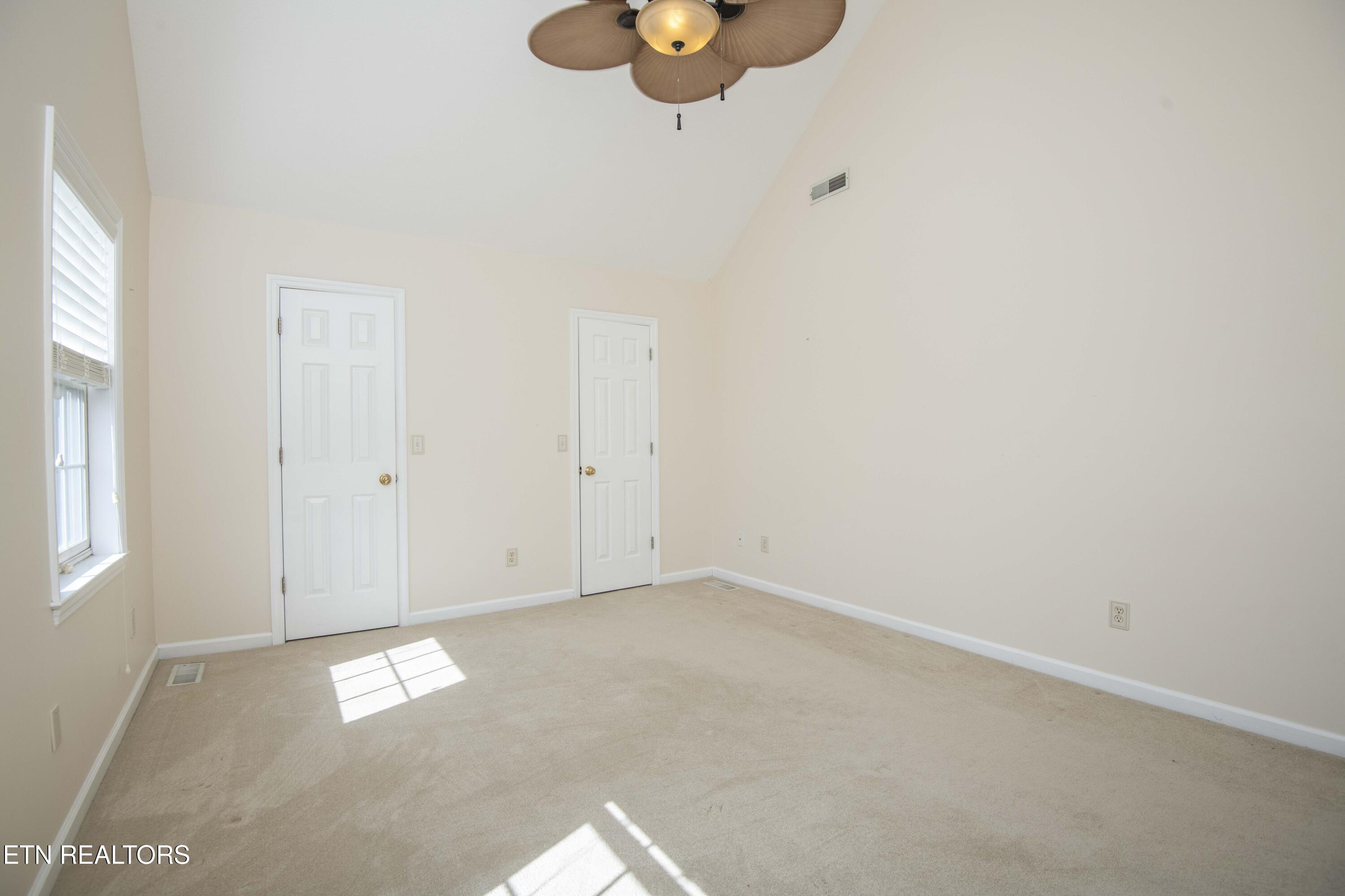 118 Channel Way Clinton, TN 37716 - Photo 31 of 46 third bed_1