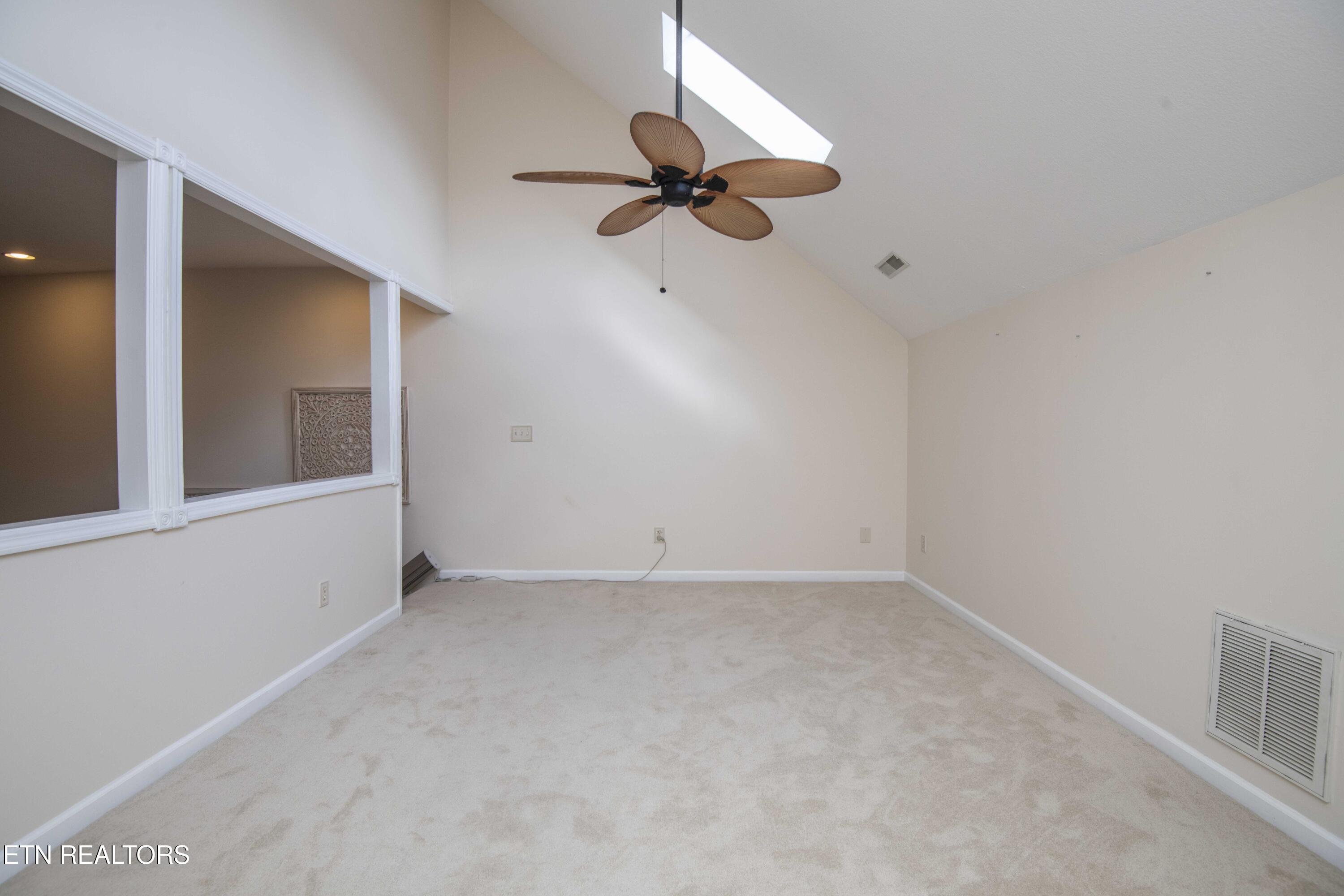 118 Channel Way Clinton, TN 37716 - Photo 34 of 46 loft 2_1