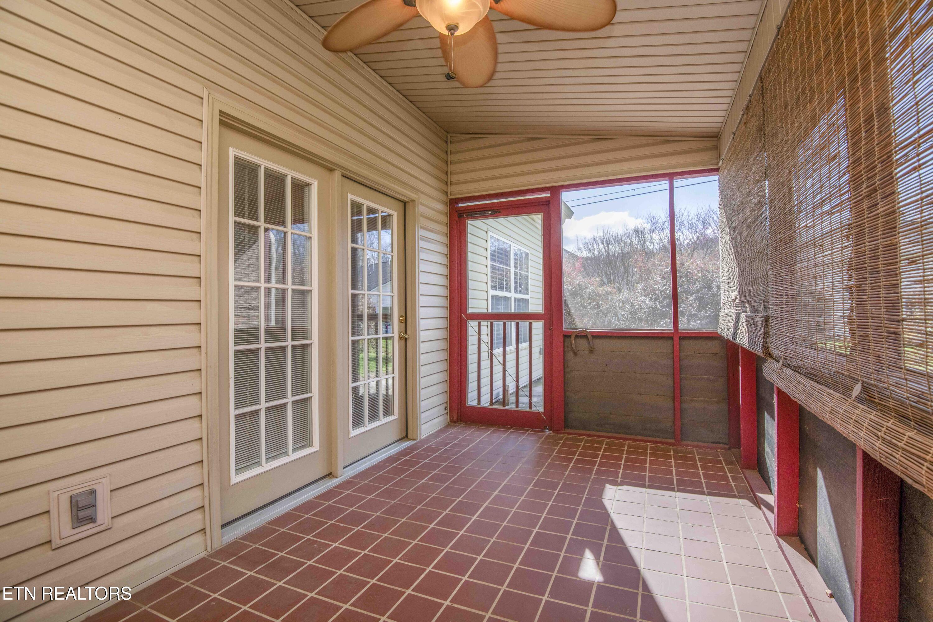 118 Channel Way Clinton, TN 37716 - Photo 40 of 46 patio_1