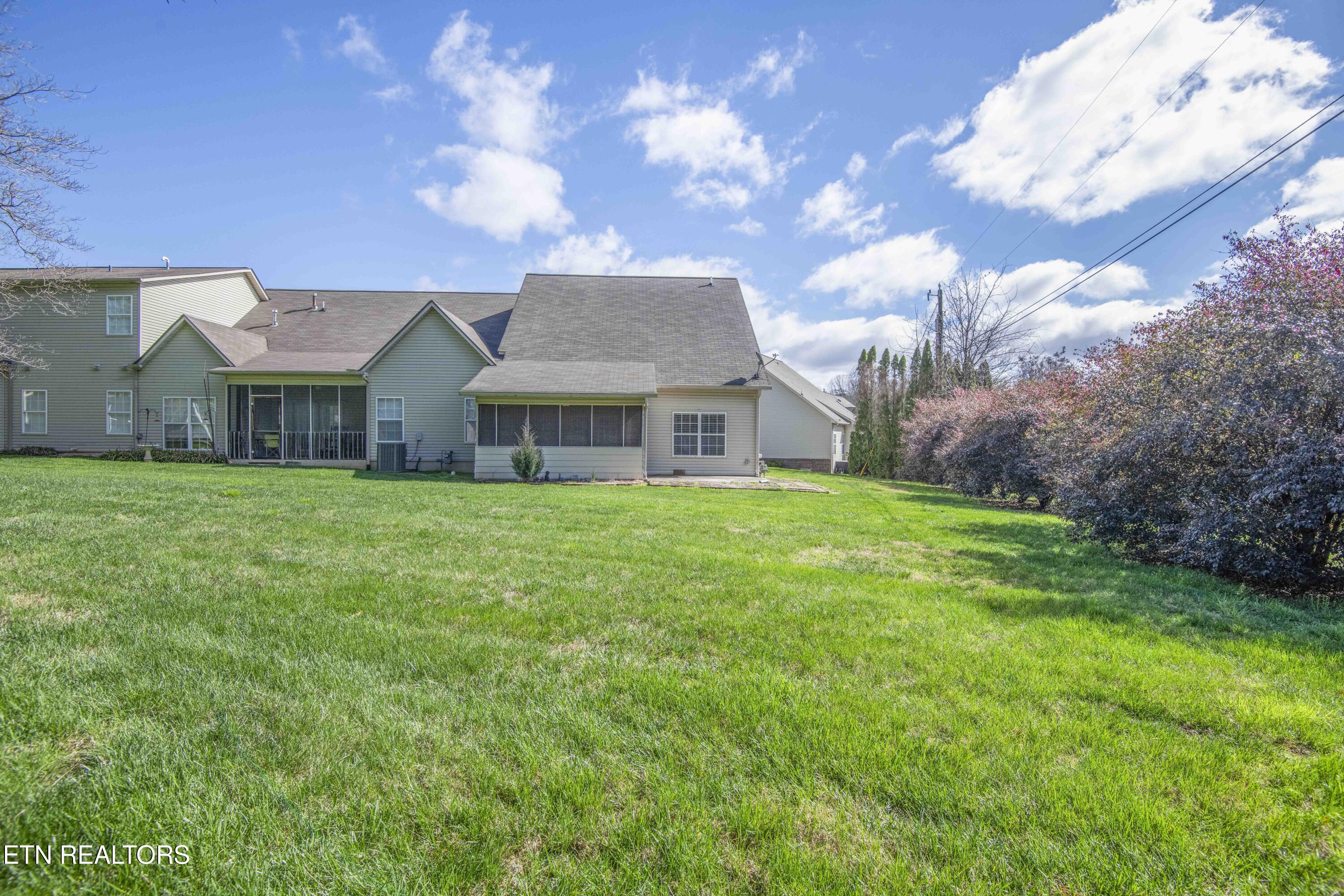 118 Channel Way Clinton, TN 37716 - Photo 43 of 46 yard 3_1