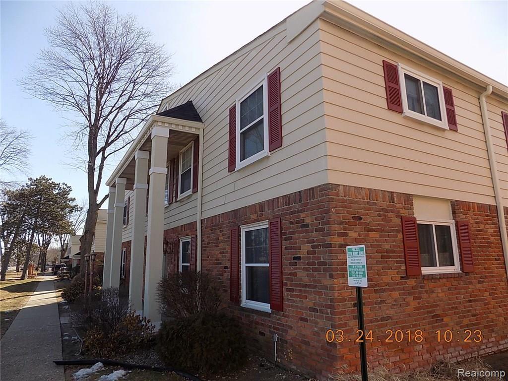 813 West Maple Road, Unit 5 Clawson, MI 48017 - Photo 2 of 4