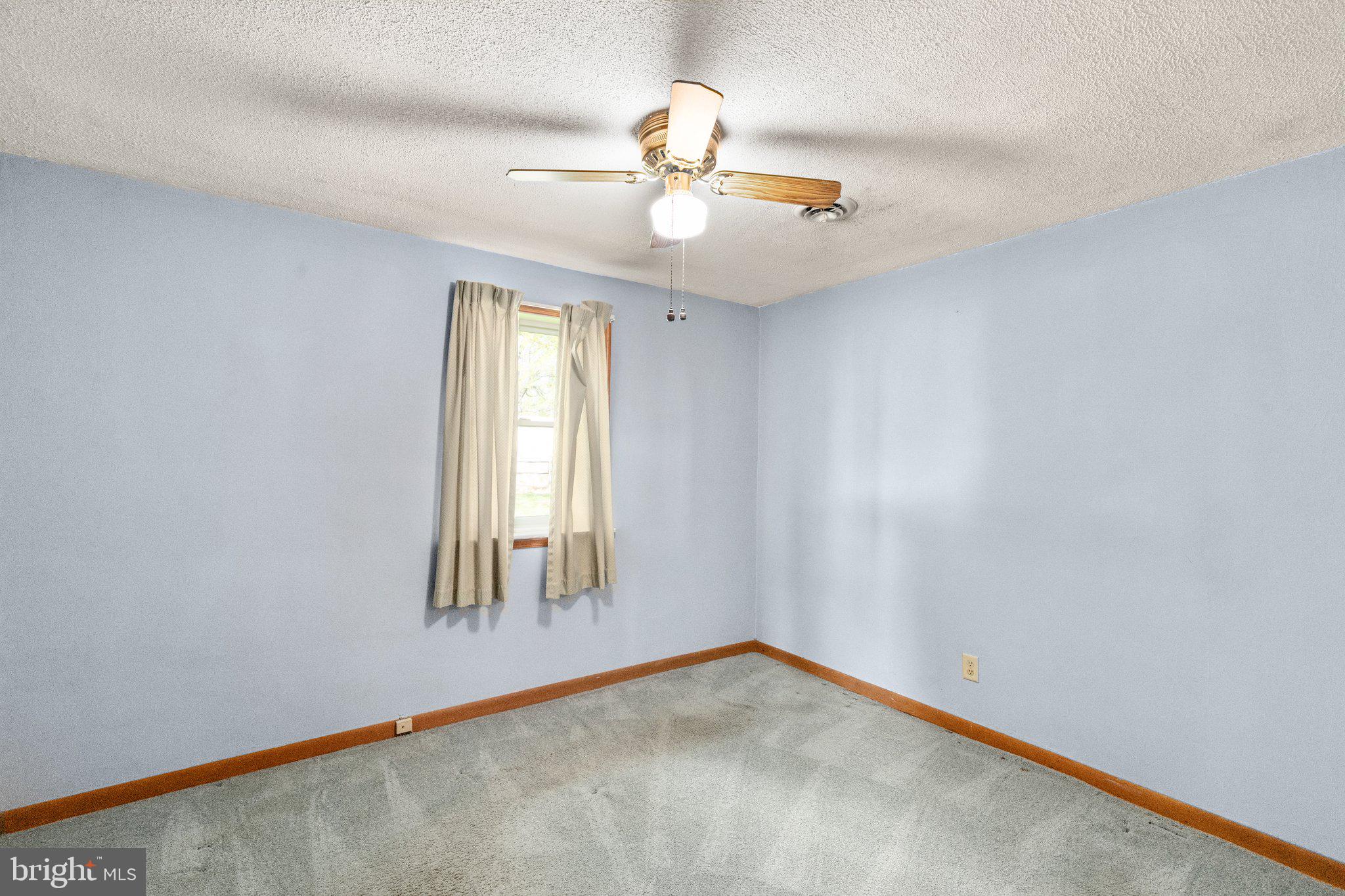 11208 Beach Road White Marsh, MD 21162 - Photo 12 of 31 Gallery Image 12
