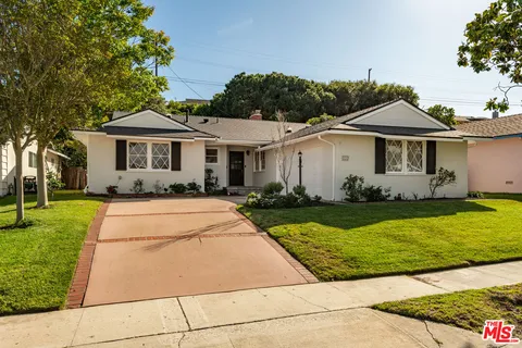 $1,899,000 | 4922 Paseo Del Pavon, Torrance, CA 90505