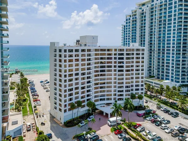 $5,500 | 3505 South Ocean Drive, Unit 312, Hollywood, FL 33019