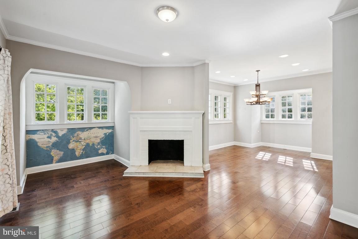 1713 Regent Road Baltimore, MD 21209 - Photo 7 of 25