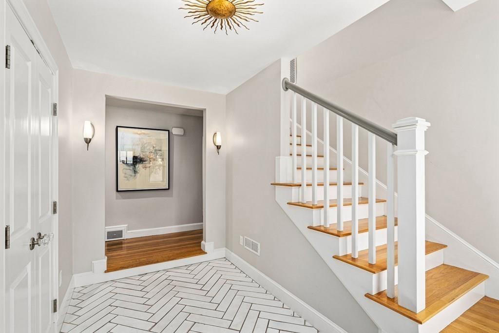 20 Ginn Road Winchester, MA 01890 - Photo 3 of 42 Gallery Image 3