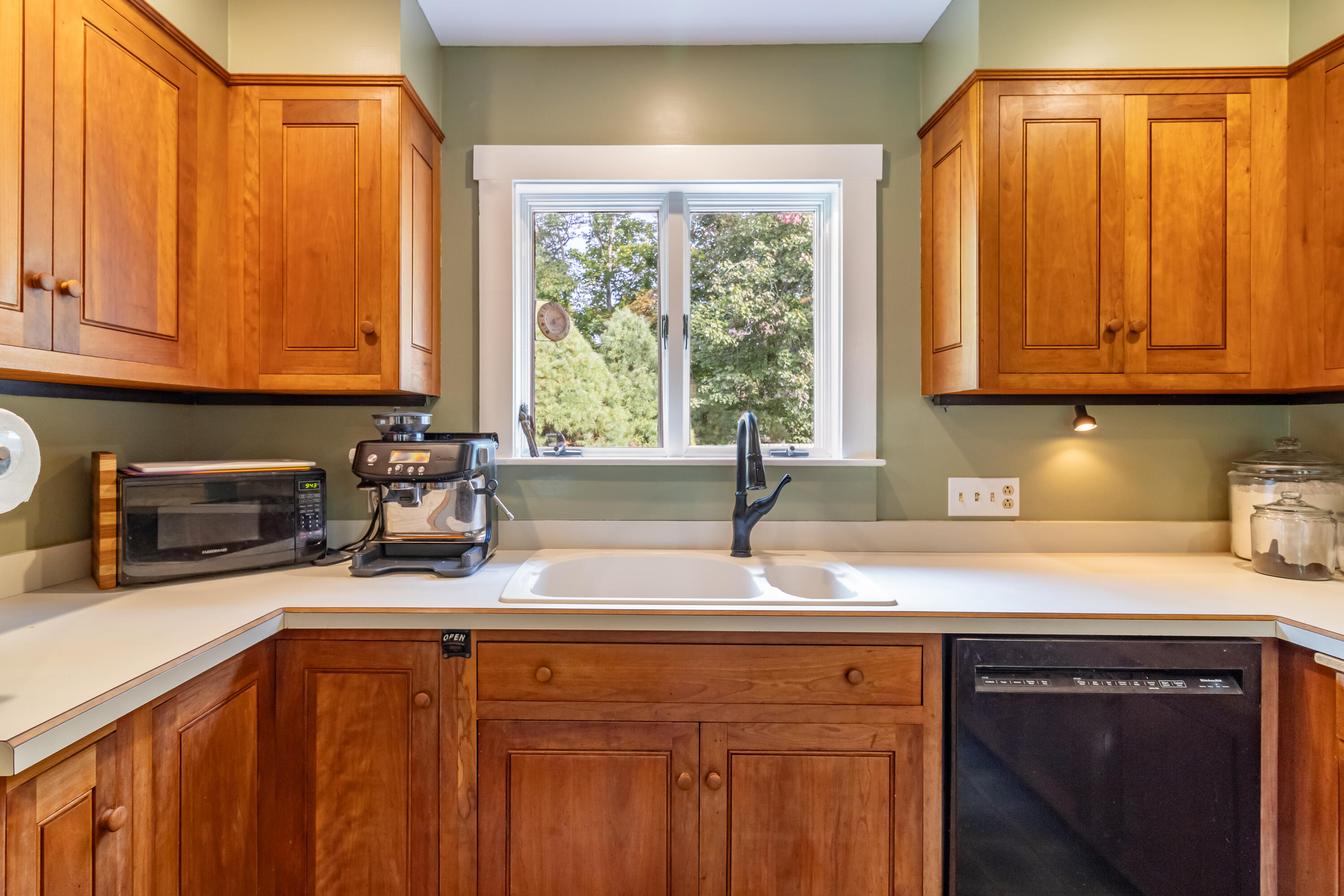 791 Higgins Road Pittsfield, ME 04967 - Photo 32 of 103 791 Higgins Road Interiors-27