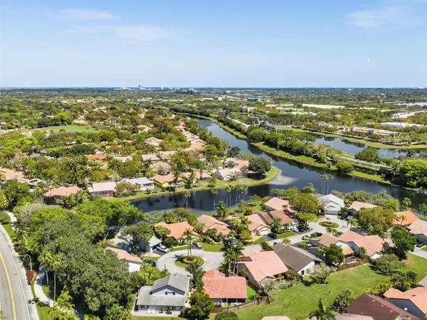 $4,350 | 2083 Augusta, Weston, FL 33326