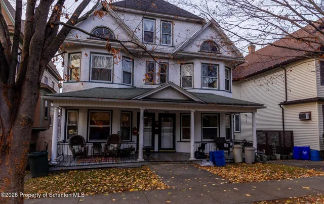 $1,100 | 921-923 Clay Avenue, Unit 1, Scranton, PA 18510