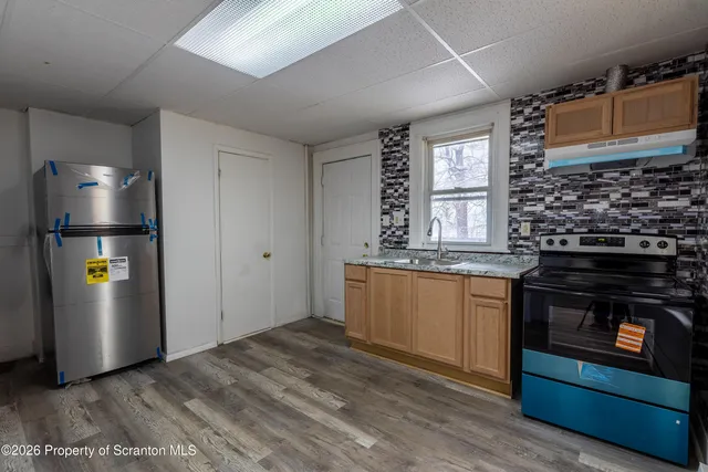 $1,100 | 921-923 Clay Avenue, Unit 1, Scranton, PA 18510