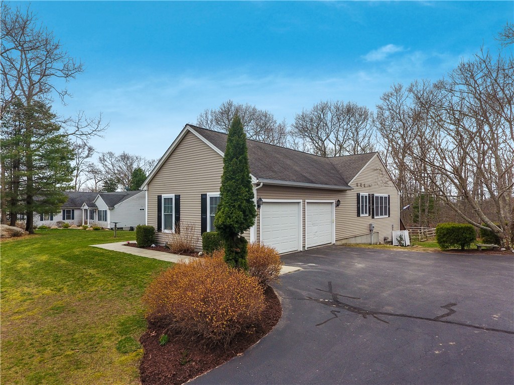 44 Klondike Road Charlestown, RI 02813 - Photo 3 of 27