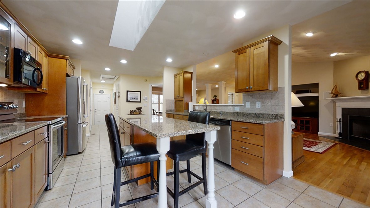 44 Klondike Road Charlestown, RI 02813 - Photo 10 of 27