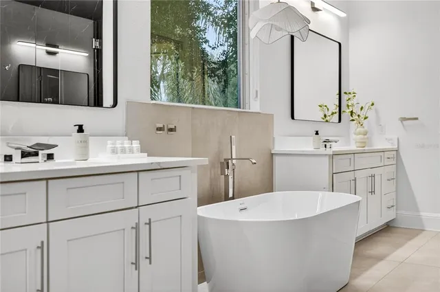 $2,249,000 | 16689 Broadwater Avenue, Winter Garden, FL 34787