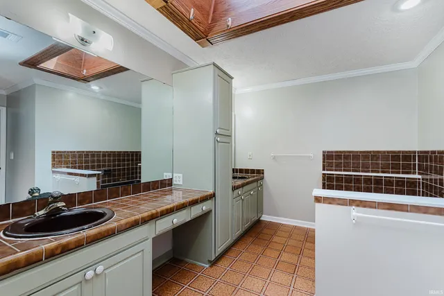 $429,900 | 60 Sunrise Drive, Lafayette, IN 47904