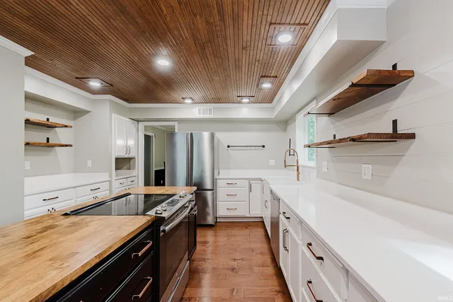 $429,900 | 60 Sunrise Drive, Lafayette, IN 47904