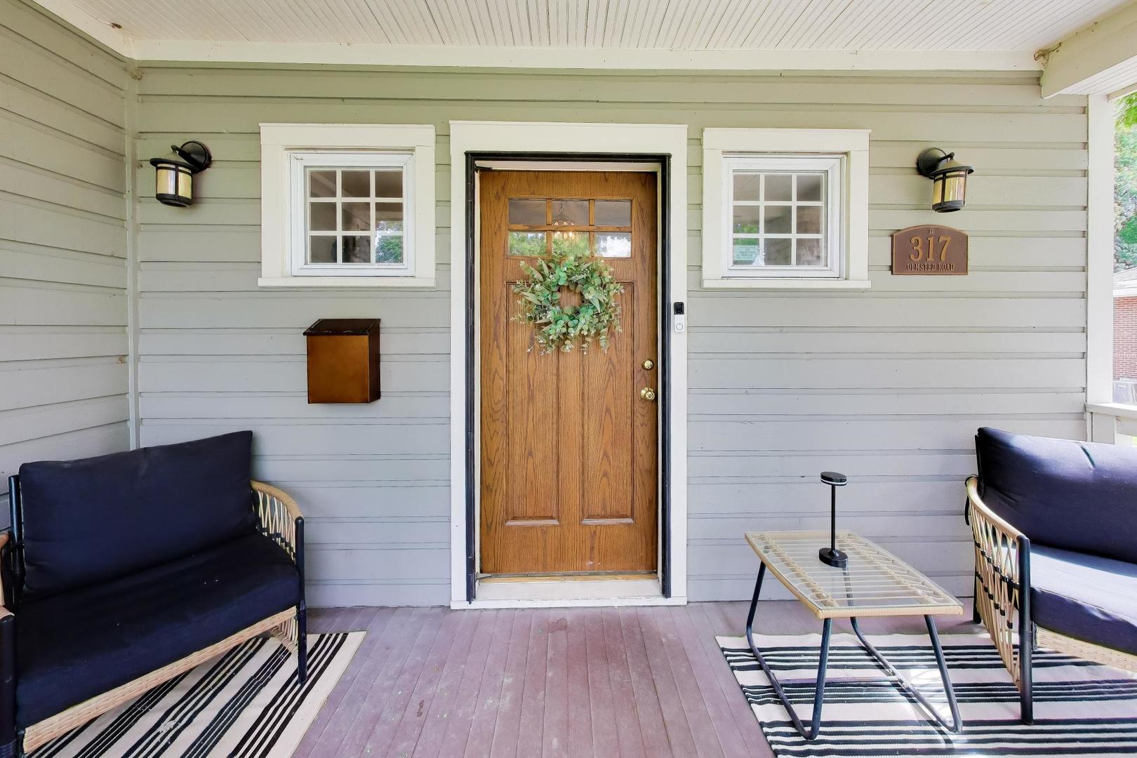 317 Olmsted Road Riverside, IL 60546 - Photo 4 of 58
