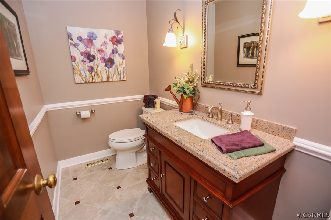 1221 Coalfield Road Midlothian, VA 23114 - Photo 31 of 50