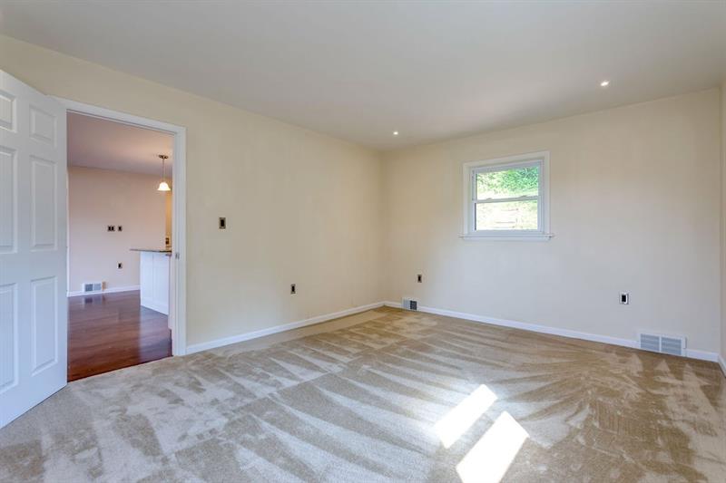 2511 Kane Road Aliquippa, PA 15001 - Photo 14 of 16 Gallery Image 14