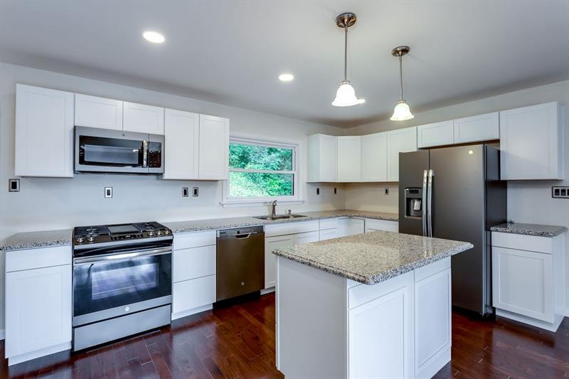 2511 Kane Road Aliquippa, PA 15001 - Photo 4 of 16 Gallery Image 4