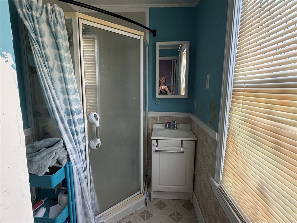 149 Franklin Street Fall River, MA 02720 - Photo 14 of 23