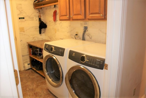 720 Bernardston Road Greenfield, MA 01301 - Photo 24 of 30 Gallery Image 24