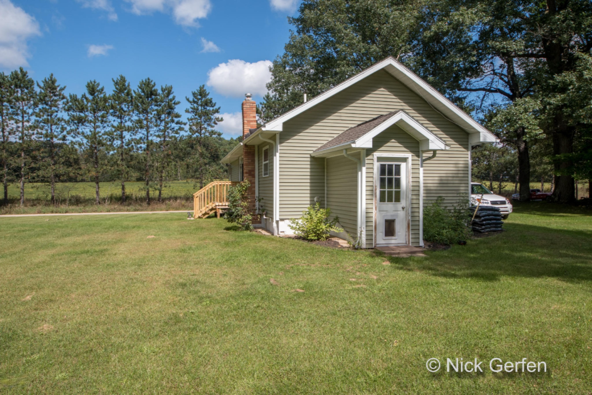 4461 Coe Road Blanchard, MI 49310 - Photo 20 of 25 2015_09_13-8