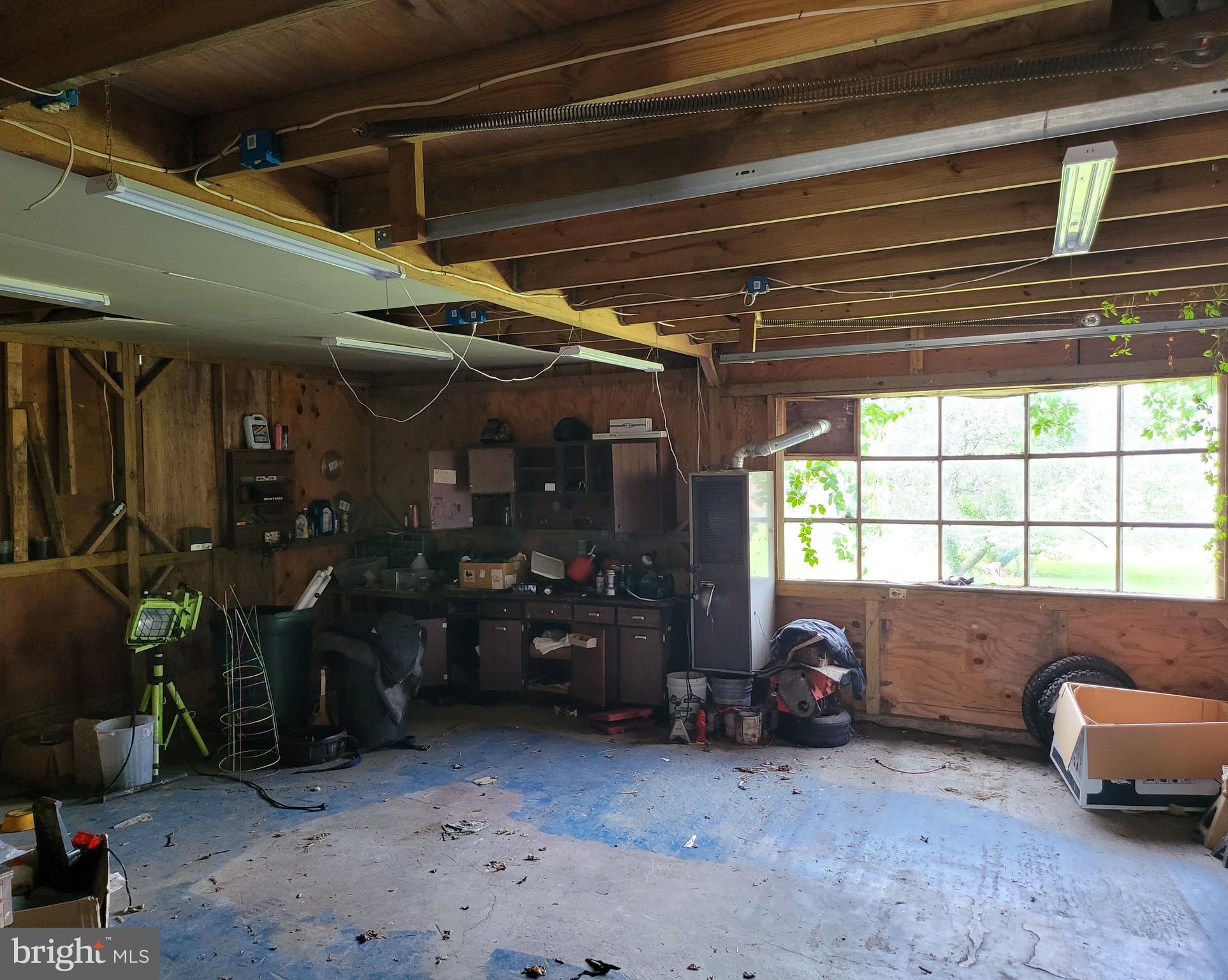 1559 Delta Road Red Lion, PA 17356 - Photo 5 of 13 Garage