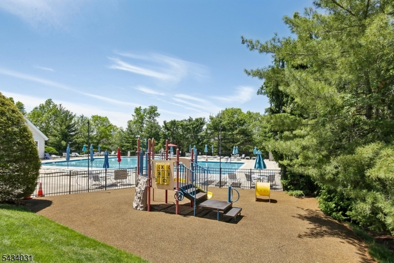 15 Wescott Road, Unit 15 Bedminster, NJ 07921 - Photo 19 of 23