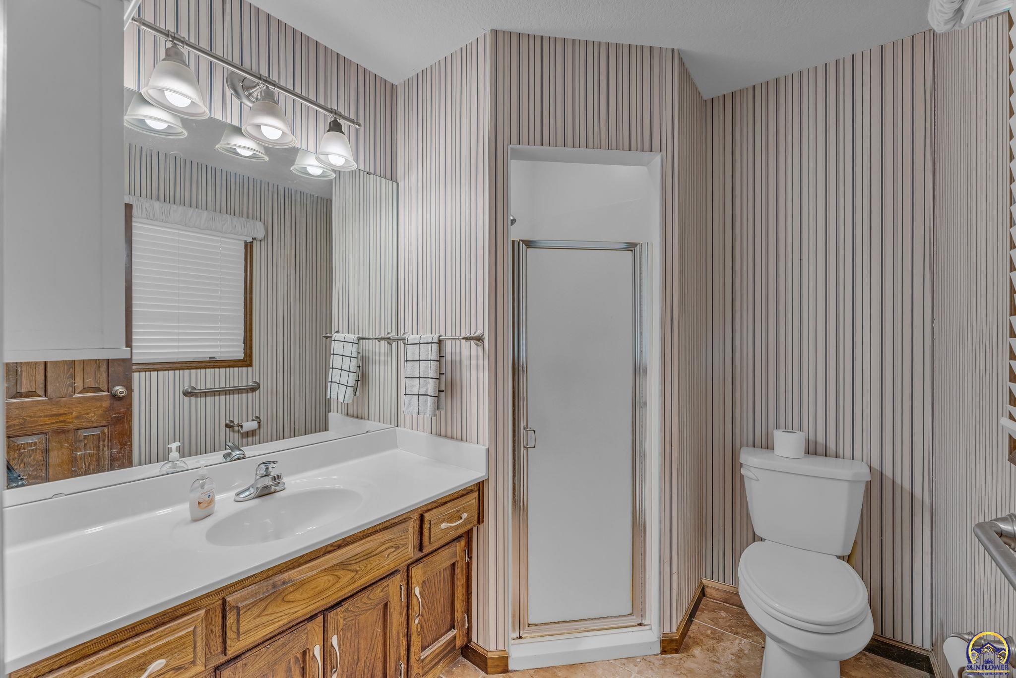 3901 Southwest Nottingham Road Topeka, KS 66610 - Photo 26 of 44