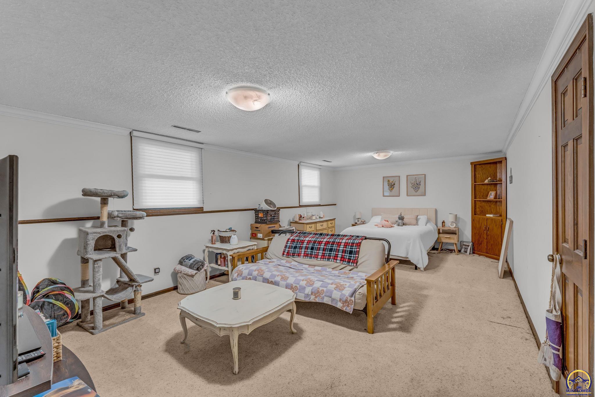 3901 Southwest Nottingham Road Topeka, KS 66610 - Photo 29 of 44