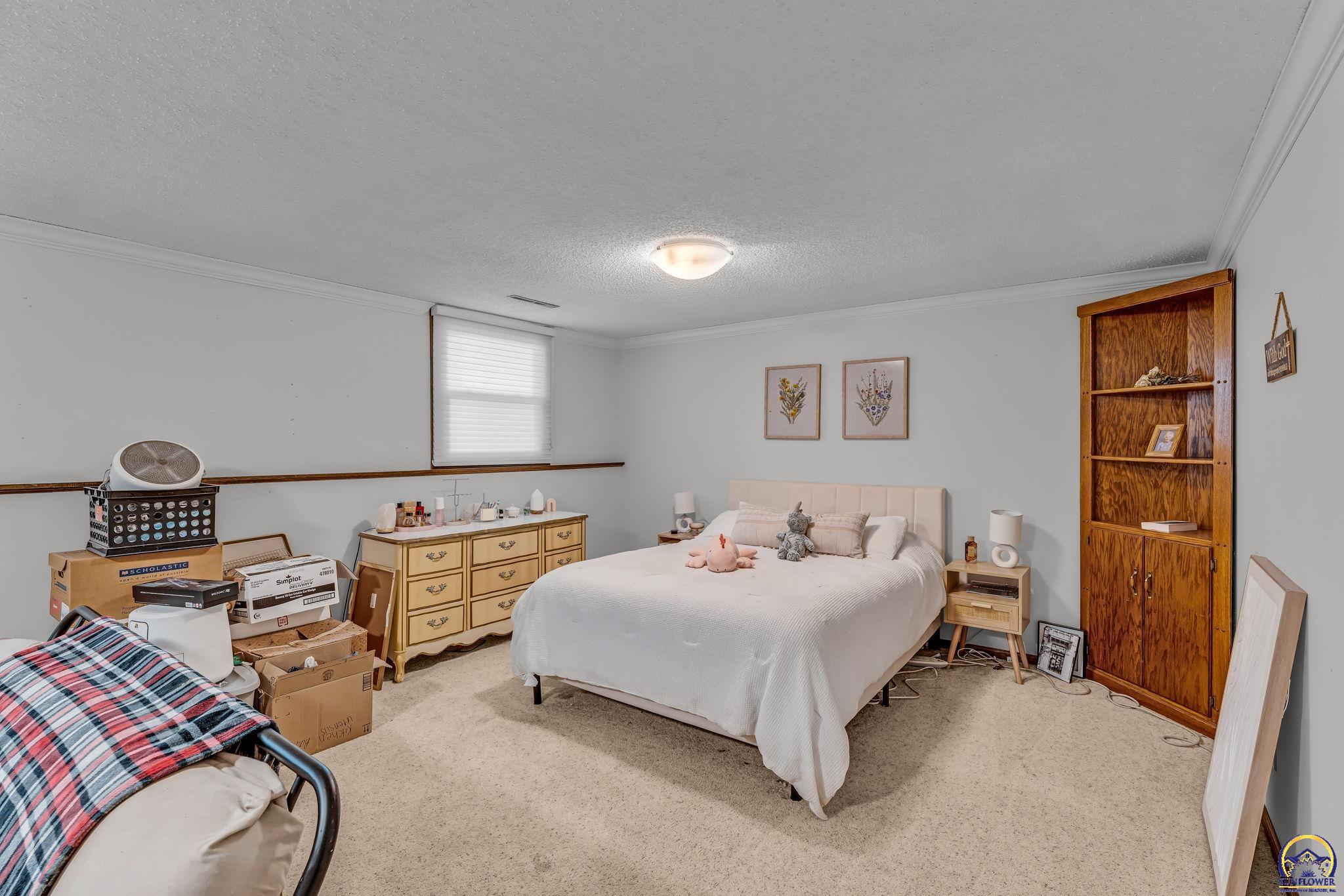 3901 Southwest Nottingham Road Topeka, KS 66610 - Photo 30 of 44