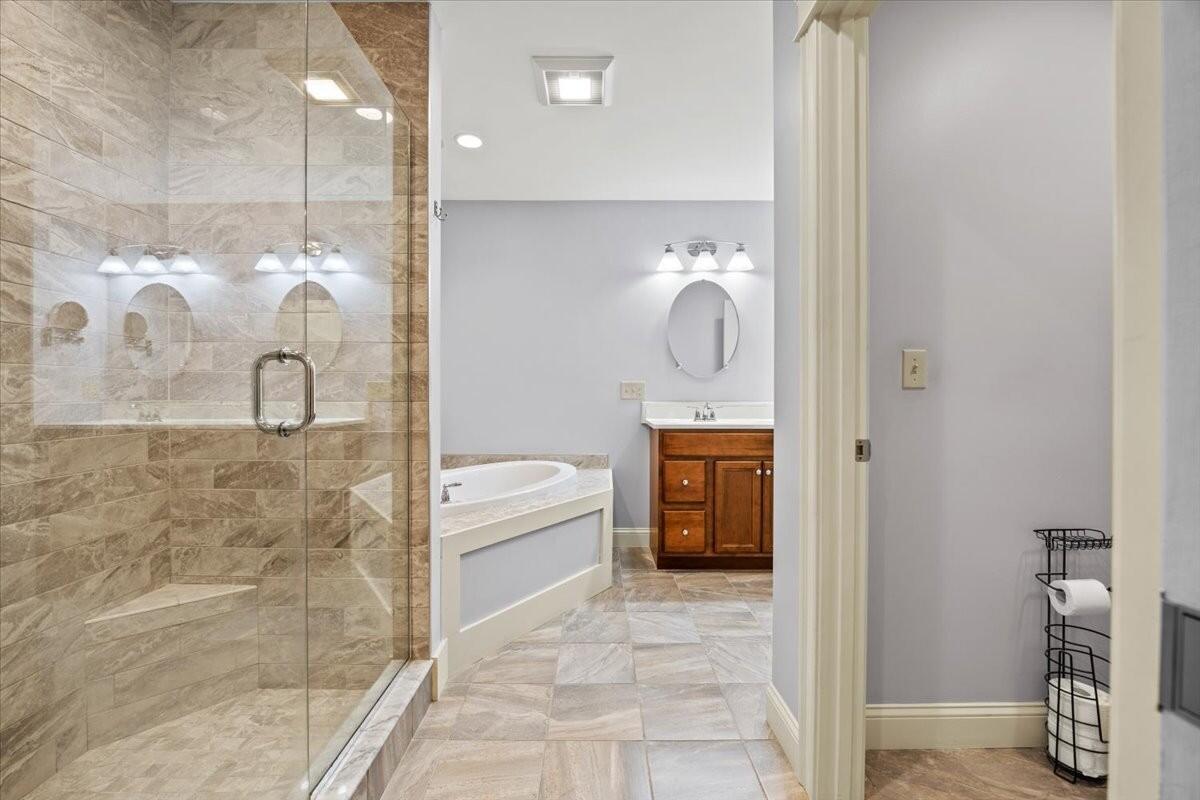 64 New Settlement Road Hiram, ME 04041 - Photo 21 of 40 Bath2