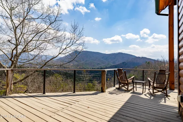 $975,000 | 1184 Fawn Hollow Trail, Townsend, TN 37882