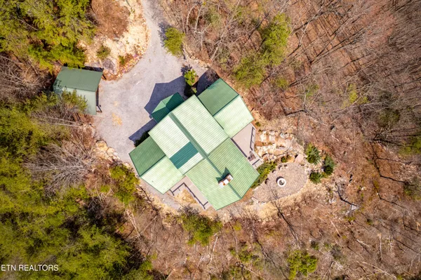 $975,000 | 1184 Fawn Hollow Trail, Townsend, TN 37882