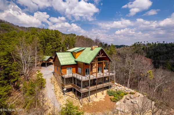 $975,000 | 1184 Fawn Hollow Trail, Townsend, TN 37882