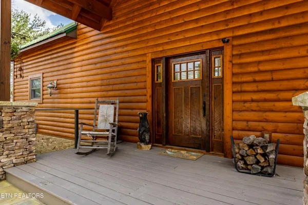 $975,000 | 1184 Fawn Hollow Trail, Townsend, TN 37882