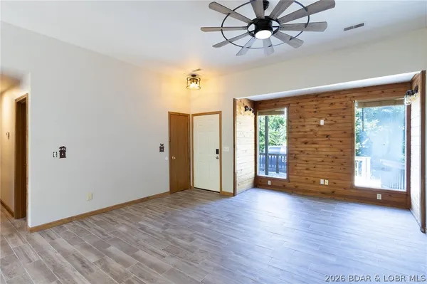 $260,000 | 66 Spg Hl Road, Sunrise Beach, MO 65079