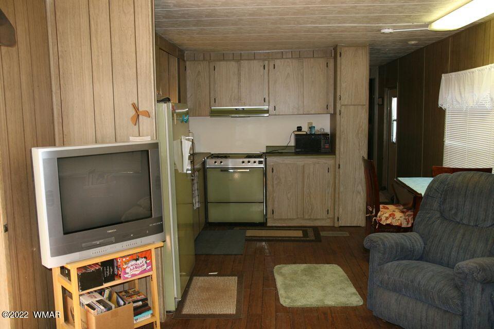 2130 Blue Jay Road Overgaard, AZ 85933 - Photo 24 of 31
