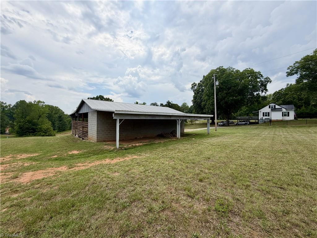 2935 Boones Cave Road Lexington, NC 27295 - Photo 7 of 37