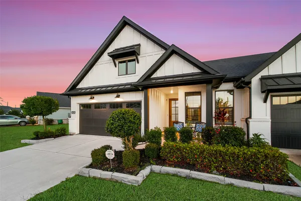 $369,000 | 6439 Pomegranate Blossom Drive, Katy, TX 77493