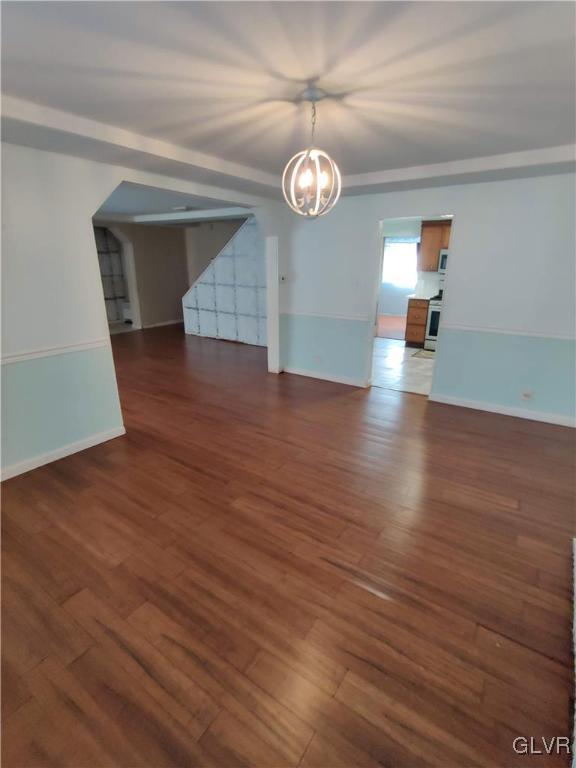 547 Evergreen Street Emmaus, PA 18049 - Photo 12 of 34 Dining room
